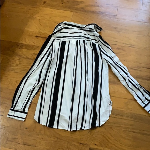 NWT Striped Blouse - Picture 4 of 4